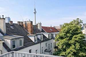 Modern saniert: Offen geschnittene Dachgeschosswohnung mit Balkon – Die vollständige Adresse der Immobilie erhältst du vom Anbieter., 10119 Prenzlauer Berg, Berlin – Vorschaubild 10
