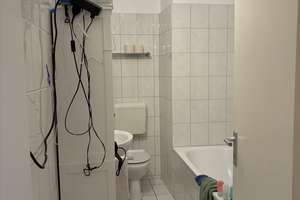 Bezugsfreie modernisierte 4-Zimmer Wohnung in Bonn-Duisdorf – Die vollständige Adresse der Immobilie erhältst du vom Anbieter., 53123 Duisdorf, Bonn – Vorschaubild 4