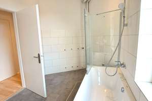 Frisch renovierte 7-Zimmer-Whg. mit 2 Bädern in ansprechendem Jugendstilhaus! – Die vollständige Adresse der Immobilie erhältst du vom Anbieter., 30159 Mitte (Ortsteil), Hannover – Vorschaubild 7