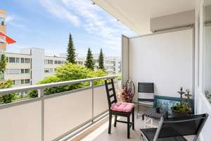 Gut geschnittene 2-Zimmer-Wohnung mit Balkon in Bad Godesberg – Die vollständige Adresse der Immobilie erhältst du vom Anbieter., 53117 Alt-Godesberg, Bonn – Vorschaubild 3