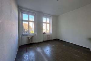 Wohnen im Kulturdenkmal: Renovierungsbedürftige Wohnung | 3 große Zi | 91 m² – Die vollständige Adresse der Immobilie erhältst du vom Anbieter., 10243 Friedrichshain, Berlin – Vorschaubild 3