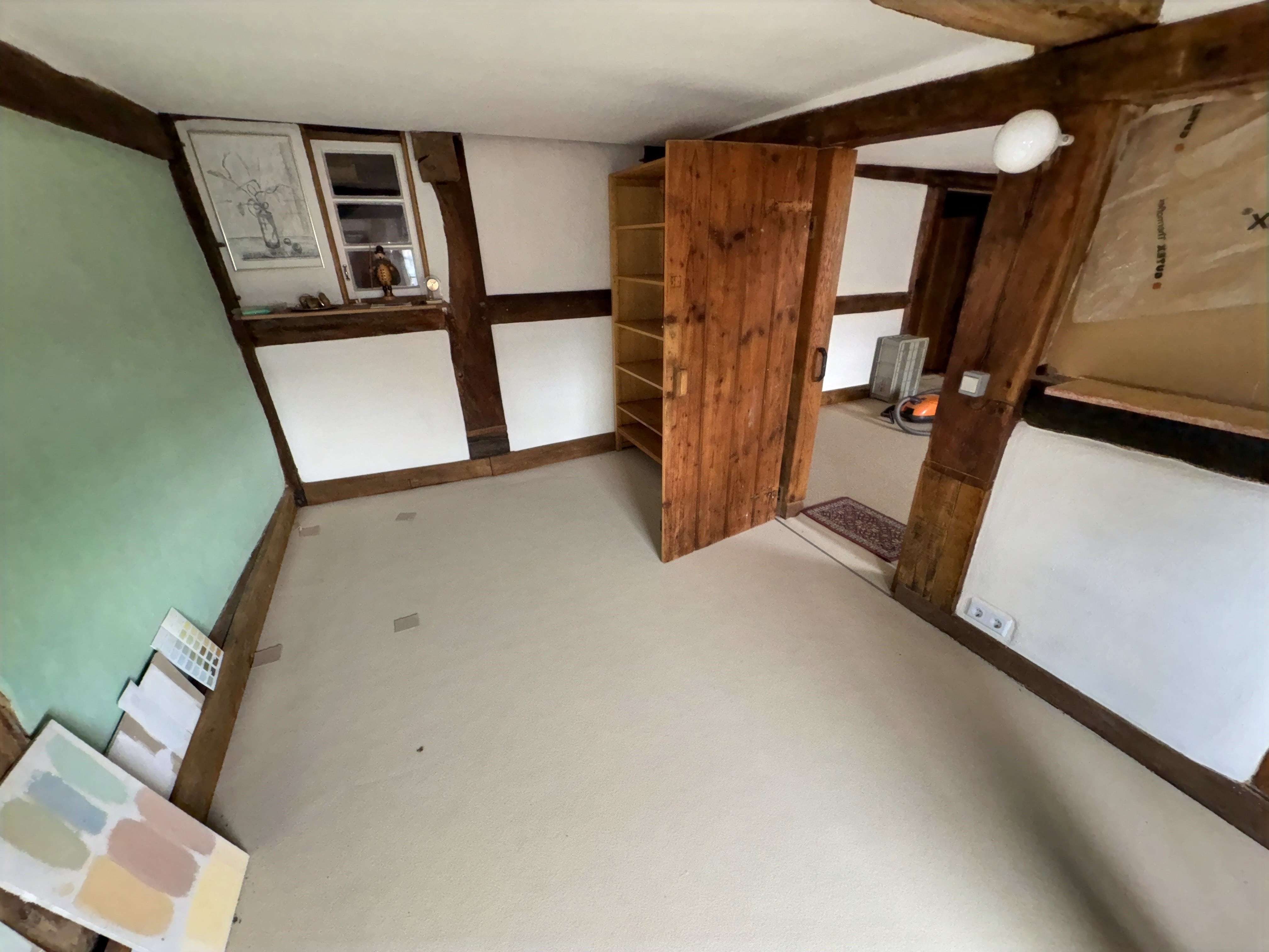 Immobilie in Barntrup - Historisches Vierständer-Dielenhaus mit außergewöhnlicher Substanz im Herzen von Barntrup - Bild 1