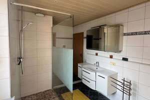 Doppelhaushälfte mit Garage und Carport – Die vollständige Adresse der Immobilie erhältst du vom Anbieter., 78224 Singen (Hohentwiel) – Vorschaubild 9