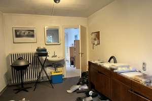 Einseitig-angebautes solides Ein-bis Zweifamilienhaus in Duisburg Alt-Homberg mit Garage – Die vollständige Adresse der Immobilie erhältst du vom Anbieter., 47198 Alt-Homberg, Duisburg – Vorschaubild 19