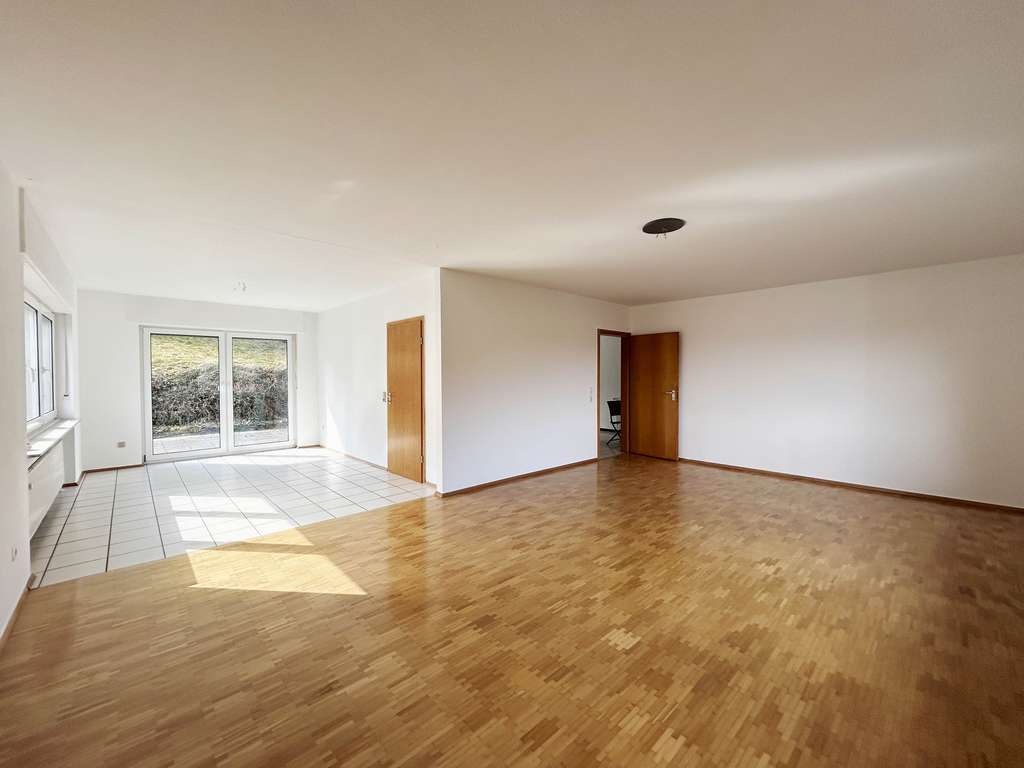 RESERVIERT! - Einfamilienhaus mit Garage in ruhiger Lage und unverbauter Aussicht