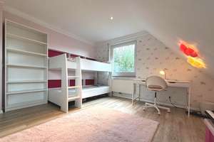 Exklusives Familienhaus – Kinoerlebnis & niedrige Energiekosten – Die vollständige Adresse der Immobilie erhältst du vom Anbieter., 31303 Burgdorf – Vorschaubild 30