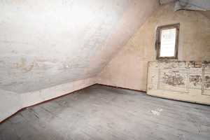 Einfamilienhaus in zentraler Lage zum Selbstausbau ! – Suhl – Vorschaubild 33