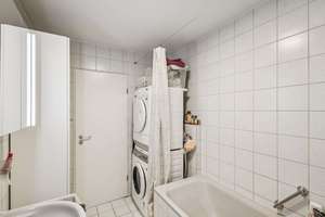 Traumhafte Dachgeschosswohnung mit Blick über Stuttgart – Christophstraße 26, 70180 Heusteigviertel, Stuttgart – Vorschaubild 11