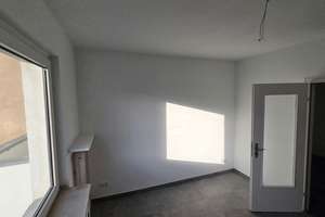 Renovierte 3-Zimmer Wohnung mit Tageslichtbad, Wohnküche und Balkon – 40223 Bilk, Düsseldorf – Vorschaubild 9