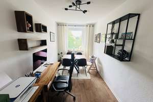 4 Zimmer mit Balkon und Garage! Bezugsfrei ab 01.10. – Erich-Mühsam-Straße 17, 18069 Reutershagen, Rostock – Vorschaubild 2