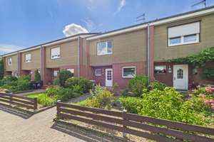 Reihenmittelhaus mit Garten und Terrasse in Braunschweig-Veltenhof! Garage, Vollkeller, Gasheizung – Die vollständige Adresse der Immobilie erhältst du vom Anbieter., 38112 Veltenhof-Rühme, Braunschweig – Vorschaubild 2