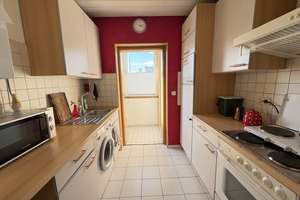 Drei-Zimmer-Wohnung im beliebten Kurpark-Viertel von Bad Cannstatt – Die vollständige Adresse der Immobilie erhältst du vom Anbieter., 70372 Kurpark, Stuttgart – Vorschaubild 3