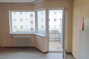 -LANKWITZ/ Bezugsfreie Wohnung mit Balkon, Wannenbad, Stellplatz (WG-Tauglich)- – Die vollständige Adresse der Immobilie erhältst du vom Anbieter., 12249 Lankwitz, Berlin – Vorschaubild 9