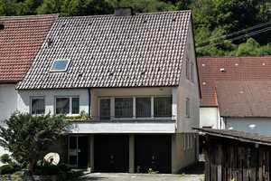 Geräumiges Haus mit großem Grundstück und Lagerflächen direkt an der Schmiech – Alb-Donau-Kreis – Vorschaubild 2