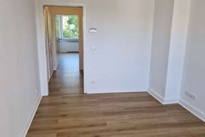 Helle Whg. in ruhigem gepflegten Haus mit EBK + Balkon 5 Min. zum HbH – 40227 Oberbilk, Düsseldorf – Vorschaubild 15