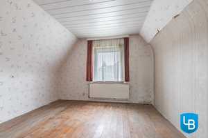 Für Profis: Sanierungsbedürftiges Haus wartet darauf, in neuem Glanz zu erstrahlen – Kiel – Vorschaubild 13