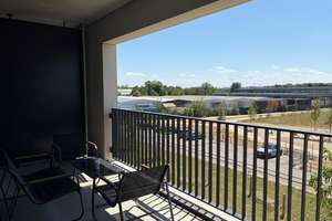 A modern 2-bedroom apartment (55 m²) is available in Munich – Freimann starting August 1st. – Friederike-Nadig-Allee 82, 80939 Freimann, München – Vorschaubild 6