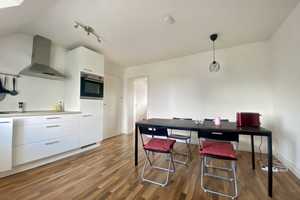 Cozy 2-Room Furnished | Gemütliche 2-Zimmer-Wohnung Pempelfort – central & möbliert & connected – Düsseldorf – Vorschaubild 6