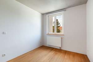 Charaktervolle und lichtdurchflutetet Dachgeschoss-Maisonette mit Blick auf den Weißensee – Die vollständige Adresse der Immobilie erhältst du vom Anbieter., 13086 Weißensee, Berlin – Vorschaubild 11