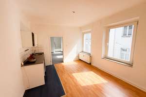 Apartment mit separatem Schlafbereich auf dem beliebten Westwall in Krefeld – Die vollständige Adresse der Immobilie erhältst du vom Anbieter., 47798 Stadtmitte, Krefeld – Vorschaubild 8