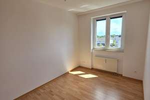 Hauptstadtmakler-Bezugsfreie Wohnung mit großem Balkon und Tiefgaragenstellplatz – 14476 Fahrland, Potsdam – Vorschaubild 5