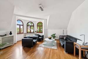 Stilvolle Altbau-Maisonette mit zwei sonnigen Balkonen in Flingern Nord – Die vollständige Adresse der Immobilie erhältst du vom Anbieter., 40233 Flingern Nord, Düsseldorf – Vorschaubild 7