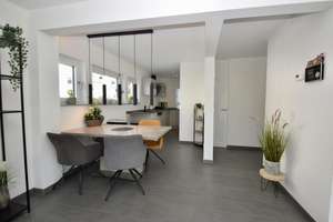 Modernisiertes Einfamilienhaus mit großem Grundstück in Zeilhard – Die vollständige Adresse der Immobilie erhältst du vom Anbieter., 64354 Reinheim – Vorschaubild 4