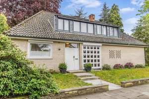 Bremen - Schwachhausen / Außergewöhnliches und seltenes Grundstück mit großzügigem Einfamilienhaus
