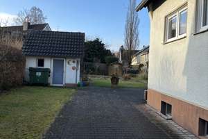 Bezugsfrei!
Wohlfühl-EFH für Familien mit Sonnengarten in Ruhig-Lage und sehr günstigem Erbpachtzin – Die vollständige Adresse der Immobilie erhältst du vom Anbieter., 53127 Ippendorf, Bonn – Vorschaubild 6