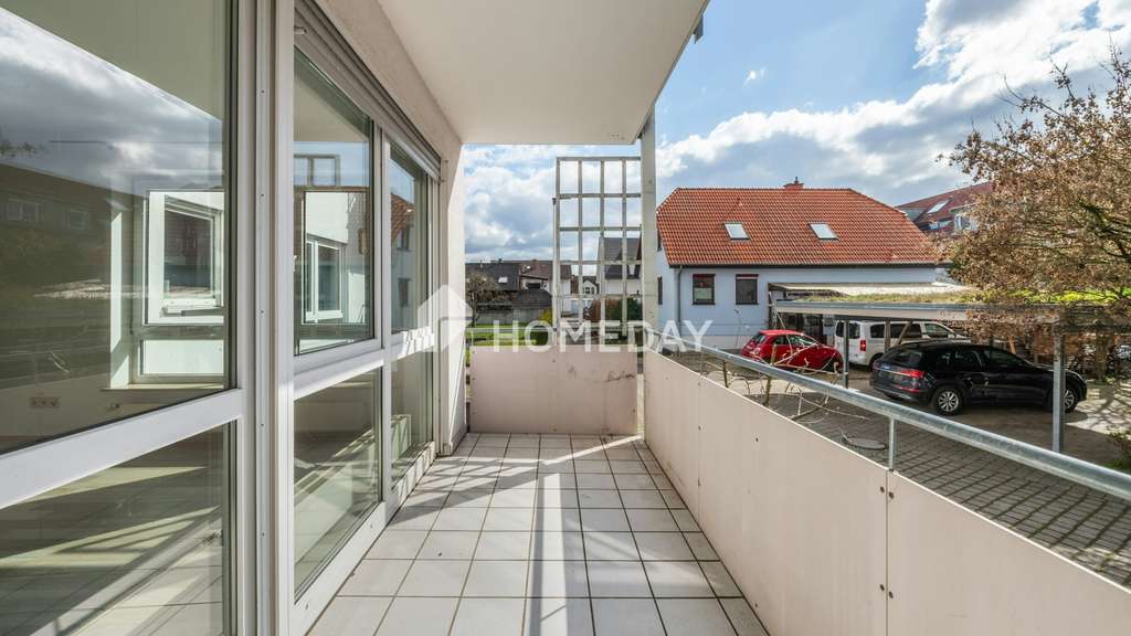 Immobilie in Ammerbuch - Feierabendsonne inklusive: Helle 2-Zimmer-Wohnung mit Südwestbalkon, Tageslichtbad und  Stellplatz - Bild 2