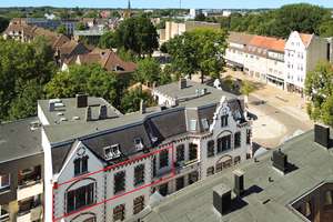 Viel Platz für Ihre Ideen: 4-Zimmer-Wohnung mit flexiblen Nutzungsmöglichkeiten – Die vollständige Adresse der Immobilie erhältst du vom Anbieter., 24534 Stadtmitte, Neumünster – Vorschaubild 1