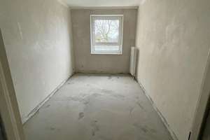 leere 3-Zi. Wohnung in Wiesbaden-Delkenheim – Mannheimer Straße 3, 65205 Delkenheim, Wiesbaden – Vorschaubild 5