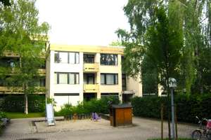 Sehr viel Platz, sehr ruhig, U-Bahn vor der Tür – Filchnerstr. 7, 81476 Forstenried, München – Vorschaubild 3