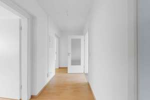 Leerstehende 2,5 Zimmerwohnung! Loggia! Tageslichtbad! Badewanne! – Die vollständige Adresse der Immobilie erhältst du vom Anbieter., 1277 Striesen-Ost, Dresden – Vorschaubild 9