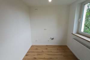 Ruhige 2,5-Zimmer-Wohnung mit Balkon in Moosach – Lauinger Straße 33, 80997 Moosach-Bahnhof, München – Vorschaubild 5