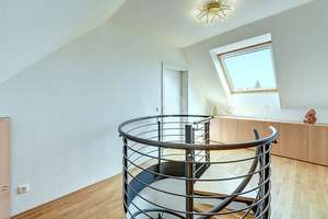 4,5 Zimmer Maisonette mit sonnigem BLK, Garage  in ruhiger Lage – Die vollständige Adresse der Immobilie erhältst du vom Anbieter., 47239 Rumeln-Kaldenhausen, Duisburg – Vorschaubild 25