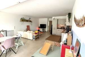 Lichtdurchflutete 3-Zimmer Maisonette Wohnung mit eigenem Garten – Die vollständige Adresse der Immobilie erhältst du vom Anbieter., 51149 Westhoven, Köln – Vorschaubild 2
