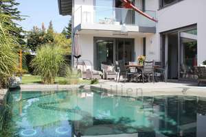 VERKAUF: Traumhaus in ruhiger Lage – Pool, Sauna & Whirlpool inklusive! – Die vollständige Adresse der Immobilie erhältst du vom Anbieter., 82205 Gilching – Vorschaubild 12