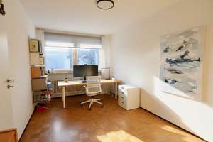 Einziehen und genießen: Energetisch modernisiertes Familienidyll mit Süd-Garten in Solln – Die vollständige Adresse der Immobilie erhältst du vom Anbieter., 81477 Solln, München – Vorschaubild 8