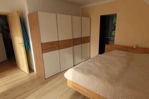 Lichtdurchflutete 6,5 Zimmer Wohnung – 91094 Langensendelbach – Vorschaubild 19