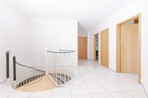 bezugsfrei - provisionsfrei - 5-Raum-Maisonette mit Eigenheimfeeling - 142 m² - Balkon - Stellplatz – Zur Loberaue 17, 4356 Seehausen, Leipzig – Vorschaubild 5