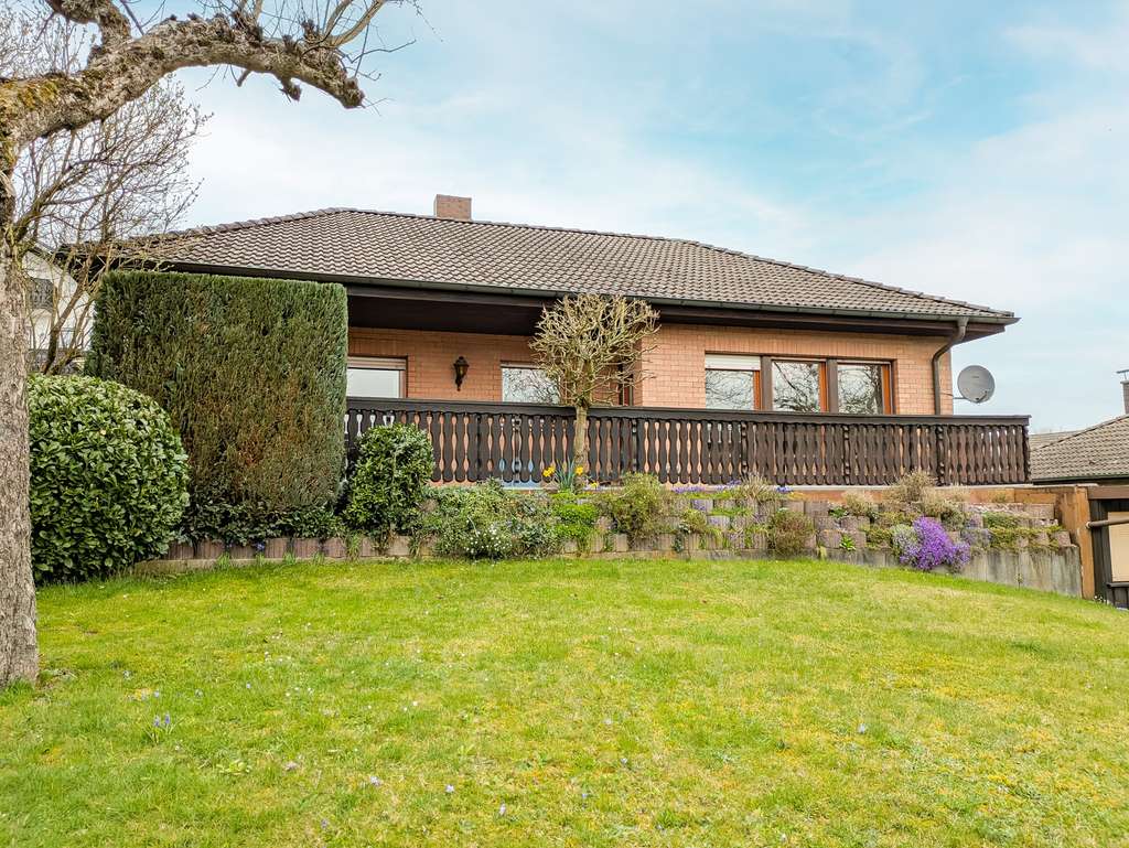 Immobilie in Reichelsheim (Odenwald) - Hier finden Sie alles: Viel Platz, ruhige & Feldrand-nahe Lage mit SW-Ausrichtung nahe Reichelsheim! - Bild 4