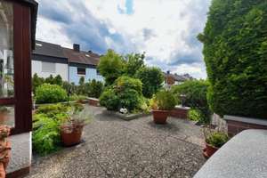 Gepflegtes Reihenendhaus mit ausgebautem Dachgeschoss, Garage und sonnigem Grundstück – Die vollständige Adresse der Immobilie erhältst du vom Anbieter., 90453 Katzwang, Reichelsdorf Ost, Reichelsdorfer Keller, Nürnberg – Vorschaubild 2