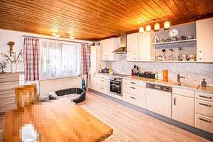 Das Objekt ist vielseitig nutzbar!! Zwei Immobilien mit großem Grundstück und 4 Garagen zu verkaufen – Bernhardswald, Regensburg (Kreis), 93170 Regensburg (Kreis) – Vorschaubild 31