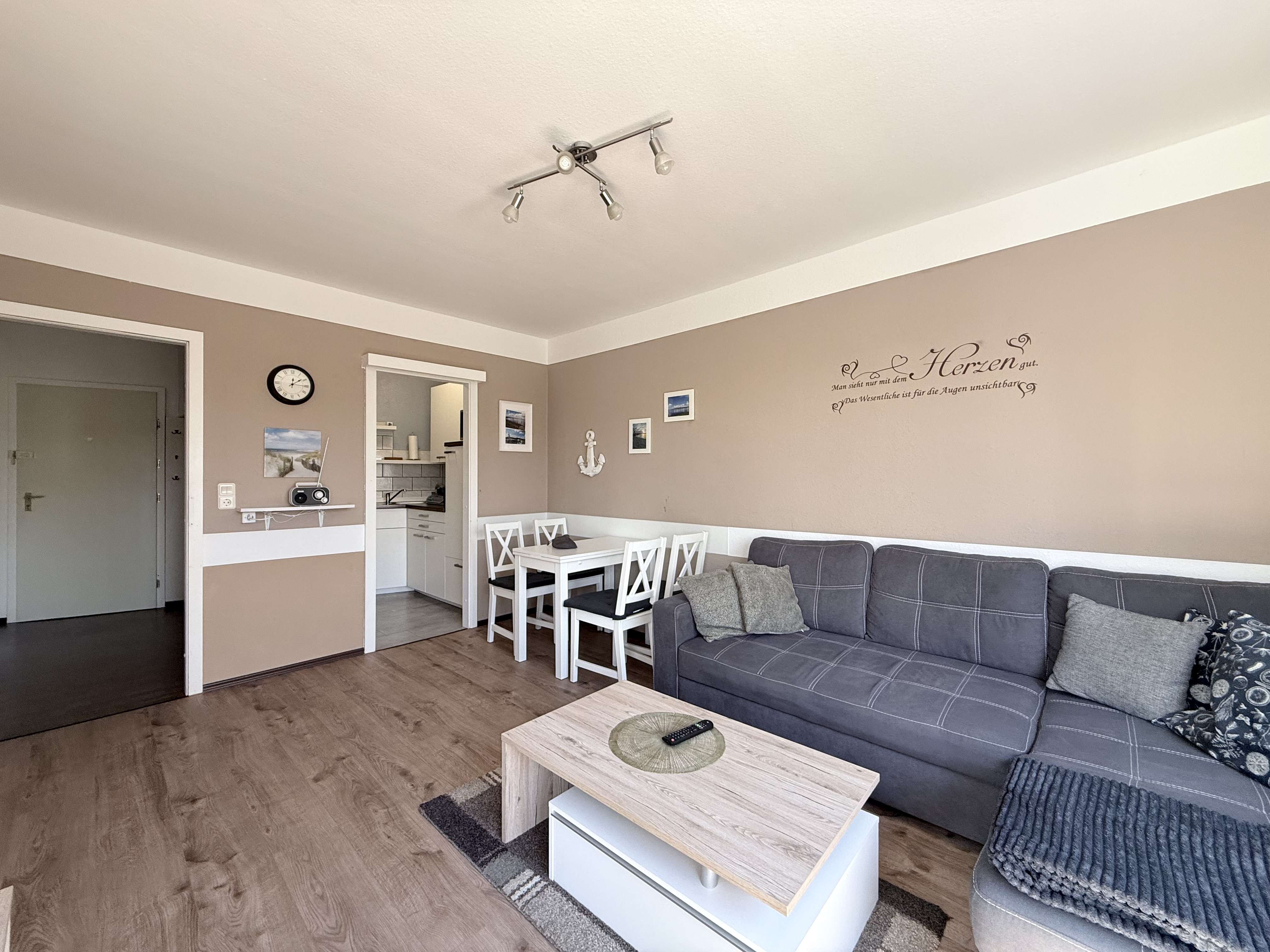 Immobilie in Glücksburg - Ferienwohnung, besondere Lage, charmante 2 Zimmer Wohnung mit Balkon und Stellplatz in Glücksburg - Bild 7