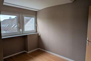 3-Zimmer-Dachgeschosswohnung in SG-Gräfrath. – Die vollständige Adresse der Immobilie erhältst du vom Anbieter., 42653 Gräfrath, Solingen – Vorschaubild 3