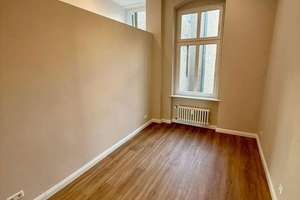 Sonnendurchflutete möblierte Traumwohnung  - Bezug nach umfangreicher Sanierung – Hohenzollerndamm 4, 10717 Wilmersdorf, Berlin – Vorschaubild 7