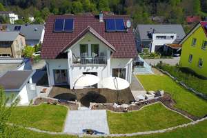 Als ob Sie es selbst geplant hätten! Durchdachtes Haus in Erholungslage. – Die vollständige Adresse der Immobilie erhältst du vom Anbieter., 79295 Sulzburg – Vorschaubild 2