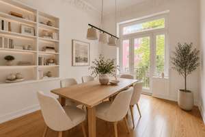 WARTELISTE! Sonne von früh bis spät: Hamburger Altbau mit Kamin, Stuck & zwei Balkonen – Die vollständige Adresse der Immobilie erhältst du vom Anbieter., 20253 Hoheluft-West, Hamburg – Vorschaubild 4