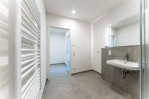 Morgenlicht und Espresso auf dem Balkon – Charmante 2-Zimmer-Wohnung – Die vollständige Adresse der Immobilie erhältst du vom Anbieter., 81673 Josephsburg, München – Vorschaubild 13